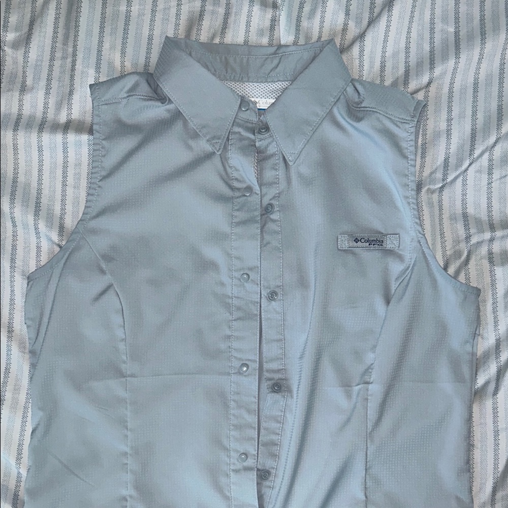 Columbia PFG Sleeveless Button-Up Shirt in Light Blue